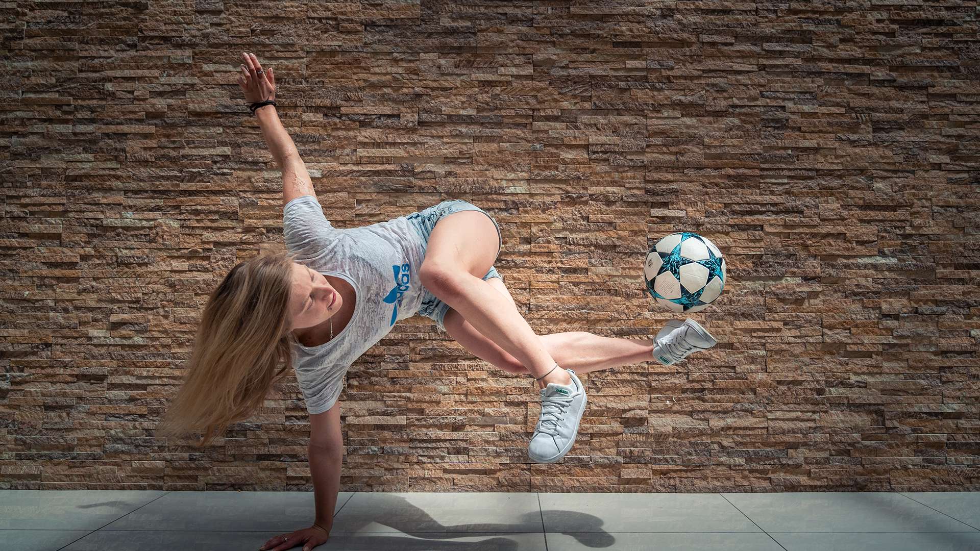 主场作战的 主场作战的